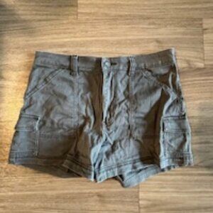 Women's Hollister Grey Mini Cargo Shorts Size 9 W29